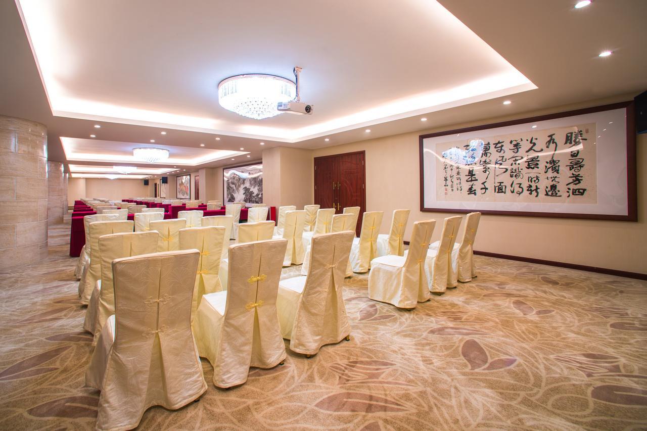 Guangzhou Jin Wan Li Business Hotel Dış mekan fotoğraf