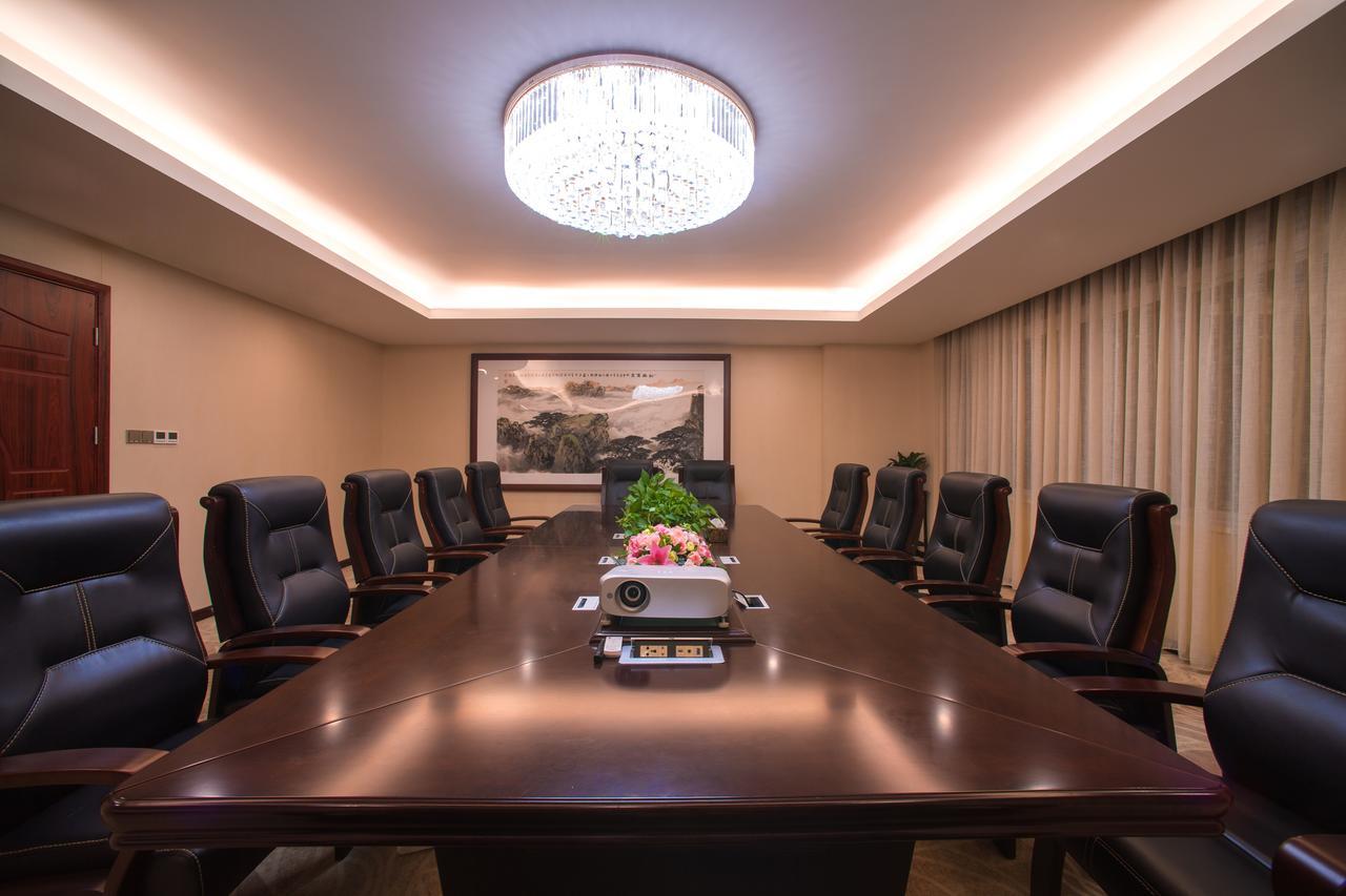 Guangzhou Jin Wan Li Business Hotel Dış mekan fotoğraf