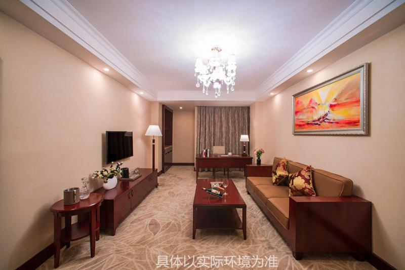 Guangzhou Jin Wan Li Business Hotel Dış mekan fotoğraf